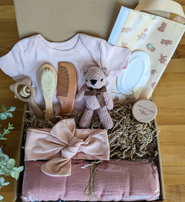 Coffret cadeau naissance fille - Petit ourson